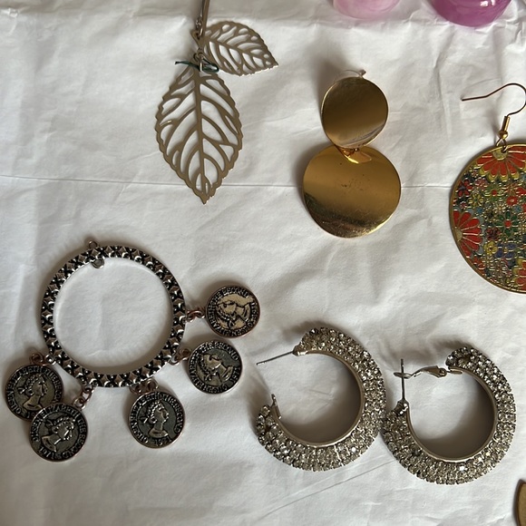 Earring Bundle - Womens Jewelry - Womens Accessories - Crafting Bundle - Gifts - Picture 2 of 10